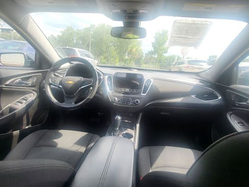 Used 2019 Chevrolet Malibu LT FWD image 27