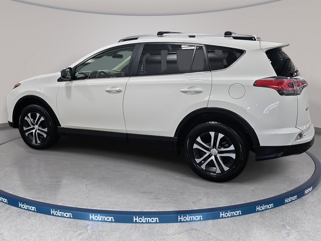 Used 2017 Toyota RAV4 LE w/ All Weather Liner Package AWD/4WD image 9