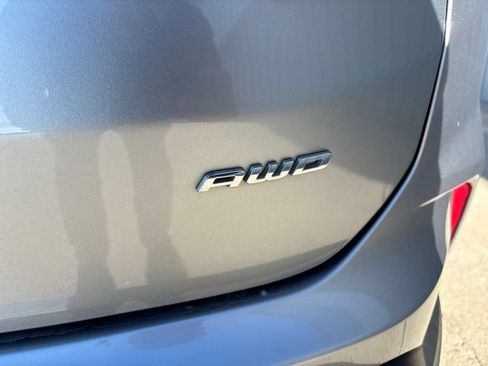 Certified 2024 Ford Edge Titanium AWD/4WD image 10