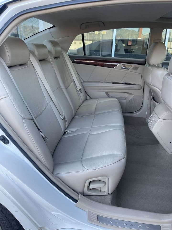 Used 2008 Toyota Avalon Limited FWD image 8