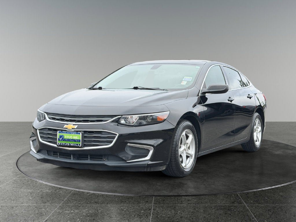 Used 2017 Chevrolet Malibu LS FWD image 3