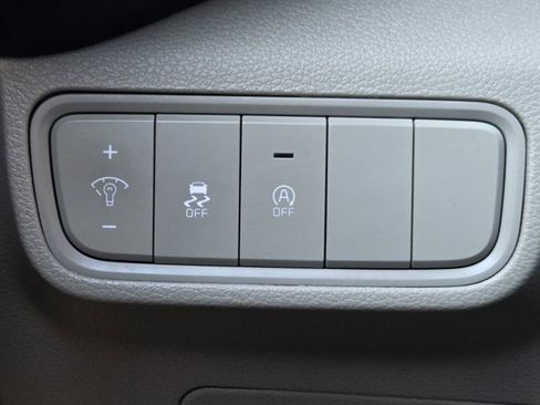 Certified 2025 Kia Soul LX image 22