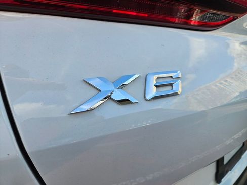 Used 2021 BMW X6 xDrive40i w/ M Sport Package image 10