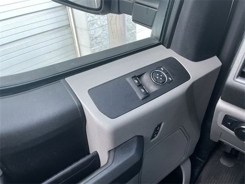 Used 2021 Ford F250 XL w/ Power Equipment Group image 13