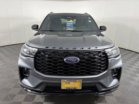 Certified 2025 Ford Explorer ST-Line w/ Premium Package image 2