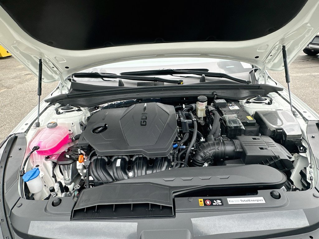 New 2027 Kia K5 GT-Line FWD image 28