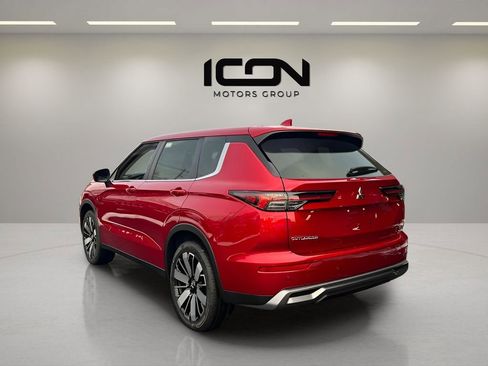 New 2026 Mitsubishi Outlander SE AWD/4WD image 3