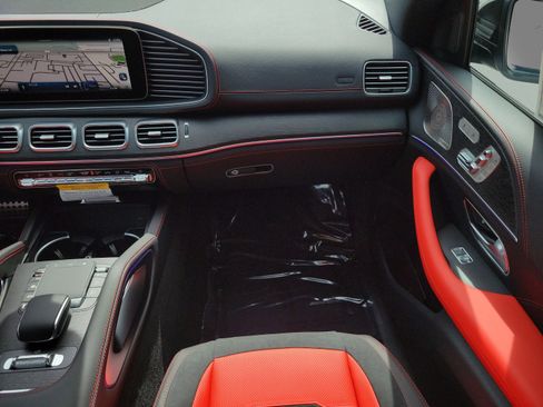 New 2026 Mercedes-Benz GLE 53 AMG 4MATIC Coupe image 15