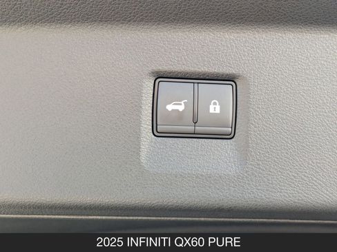 Used 2025 INFINITI QX60 Pure image 21