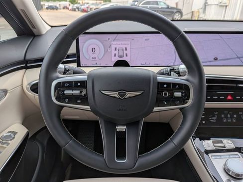 Used 2026 Genesis GV70 2.5T AWD/4WD image 15