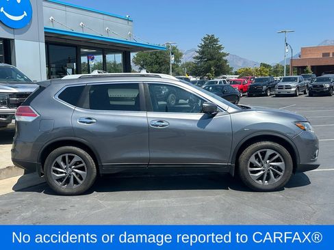 Used 2016 Nissan Rogue AWD image 2