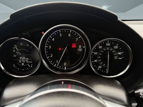 Used 2021 MAZDA MX-5 Miata Sport image 18