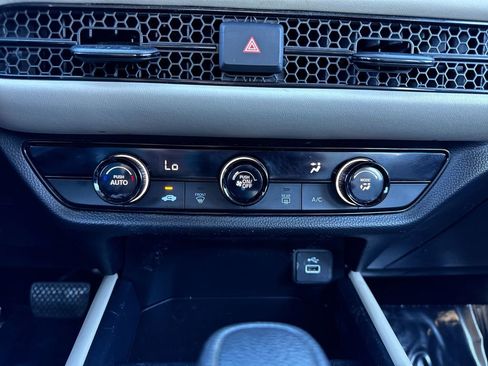 Used 2024 Honda HR-V LX image 18