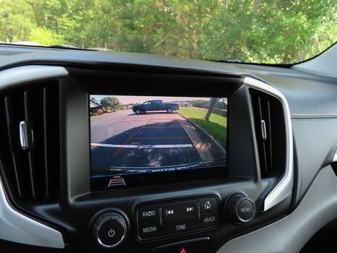 Used 2018 GMC Terrain SLE w/ Infotainment Package I FWD image 29