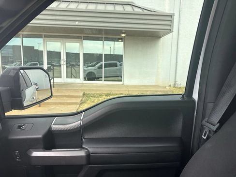 Used 2020 Ford F150 XLT w/ Equipment Group 302A Luxury AWD/4WD image 21