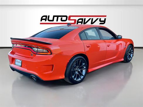 Used 2022 Dodge Charger Scat Pack image 7