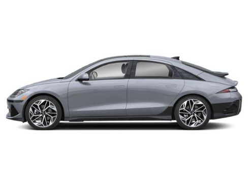 Used 2025 Hyundai Ioniq 6 Limited image 3