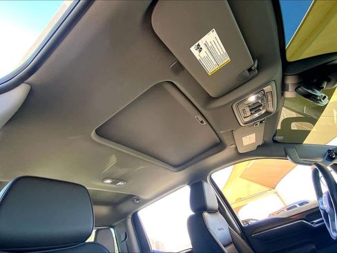 Used 2024 GMC Sierra 1500 Denali image 14