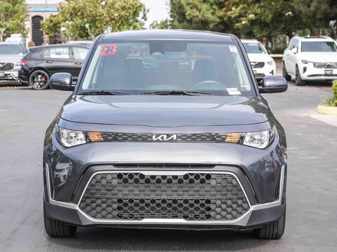 Used 2023 Kia Soul LX w/ Option Group 015 FWD image 2