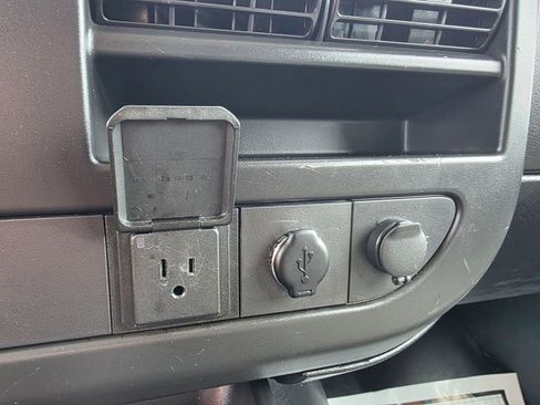 Used 2020 Chevrolet Express 2500 w/ Driver Convenience Package RWD image 15