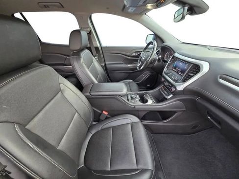 Used 2022 GMC Acadia SLT w/ Preferred Package image 24