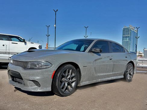 Used 2023 Dodge Charger R/T w/ Blacktop Package image 3