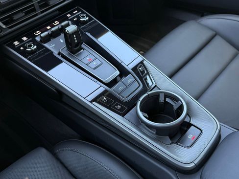 Certified 2024 Porsche 911 Targa 4 image 23