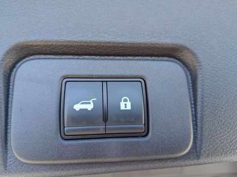 Used 2023 Nissan Rogue Platinum w/ Platinum Premium Package AWD/4WD image 37