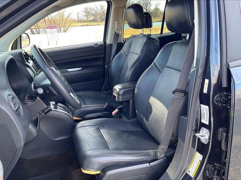 Used 2015 Jeep Compass High Altitude image 7