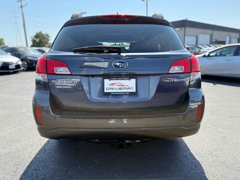 Used 2014 Subaru Outback 2.5i Limited w/ Moonroof Package AWD/4WD image 4