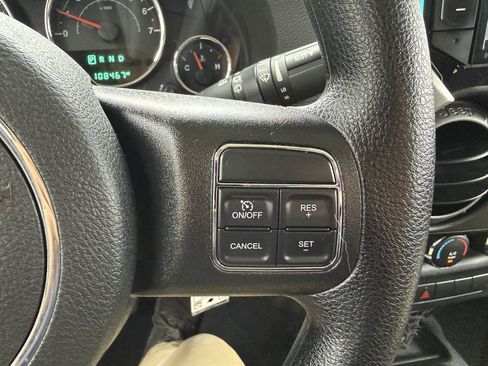 Used 2017 Jeep Wrangler Unlimited Sport AWD/4WD image 25