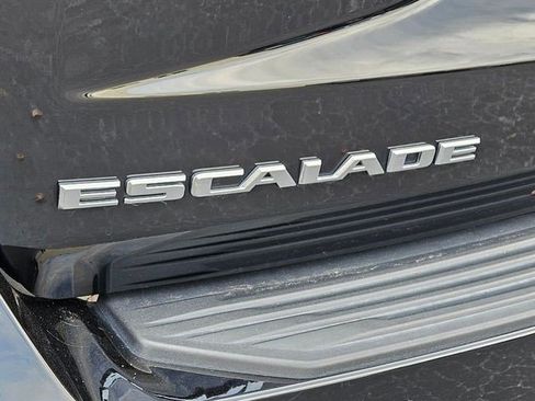 Certified 2023 Cadillac Escalade Sport w/ Touring Package image 18