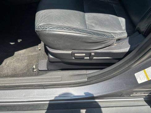 Used 2019 Mitsubishi Outlander SEL FWD image 21