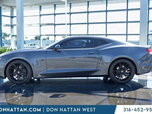 Used 2020 Chevrolet Camaro LT RWD image 2