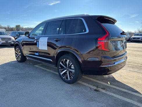 New 2026 Volvo XC90 B5 Core w/ Protection Package Premier image 5