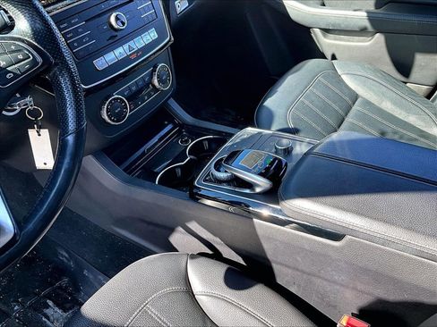 Used 2019 Mercedes-Benz GLE 400 4MATIC w/ Premium 1 Package image 13