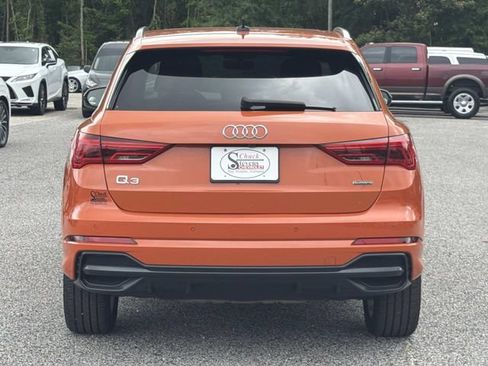 Used 2022 Audi Q3 2.0T Premium Plus AWD/4WD image 9