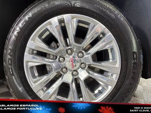 Used 2025 GMC Yukon Denali AWD/4WD image 34
