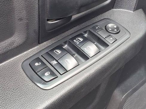 Used 2017 RAM 1500 Express w/ Black Ram 1500 Express Group AWD/4WD image 17
