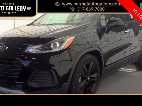 Used 2018 Chevrolet Trax LT w/ Redline Edition FWD image 1