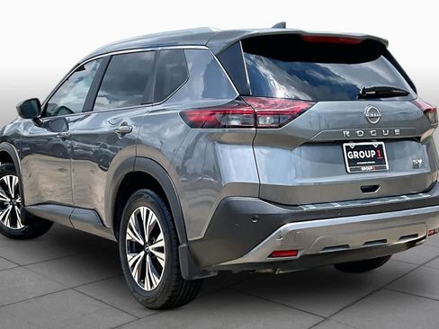 Certified 2023 Nissan Rogue SV w/ SV Premium B Package FWD image 11
