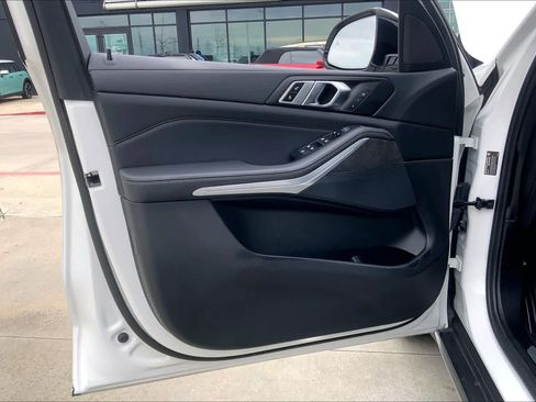 Certified 2023 BMW X5 xDrive40i w/ Premium Package image 25