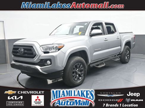 Used 2023 Toyota Tacoma SR5 RWD image 1