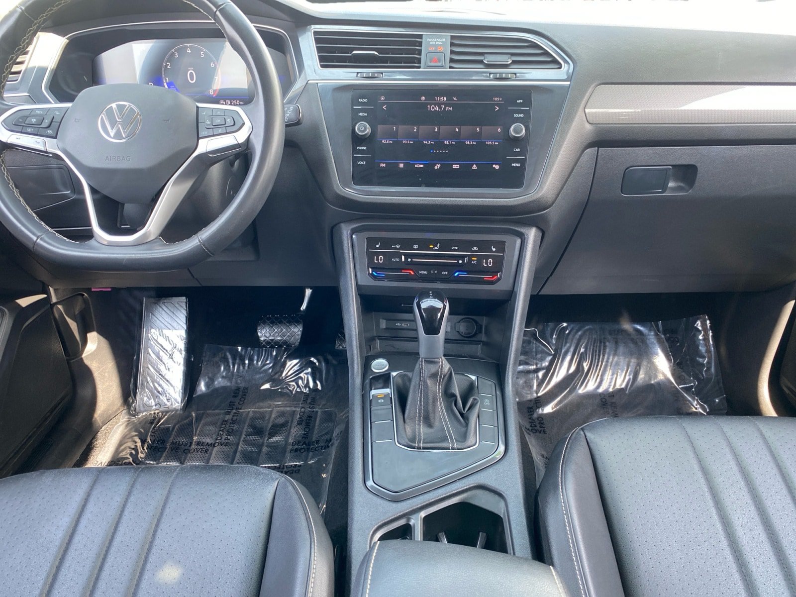 Used 2024 Volkswagen Tiguan Wolfsburg Edition FWD image 11