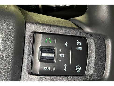 Used 2023 Land Rover Defender 110 75th Limited Edition AWD/4WD image 26