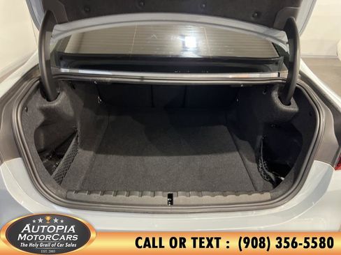 Used 2022 BMW M4 Competition w/ Executive Package image 17