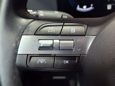 Certified 2024 Hyundai Kona SEL AWD/4WD image 15