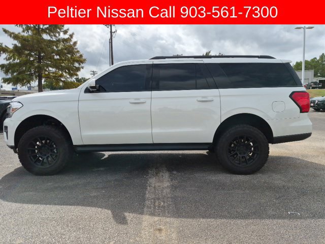 Used 2024 Ford Expedition Max XLT AWD/4WD image 2