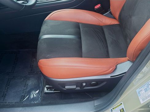 Used 2025 MAZDA CX-30 Carbon AWD/4WD image 17