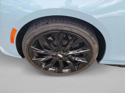 Used 2025 Cadillac CT4 V w/ LPO, ONYX Package image 8